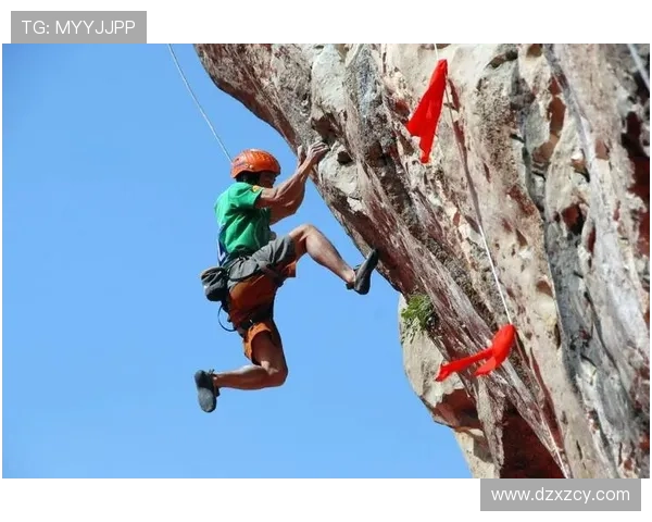 广州攀岩队的逆袭之旅：勇攀高峰的奋斗与荣耀记录