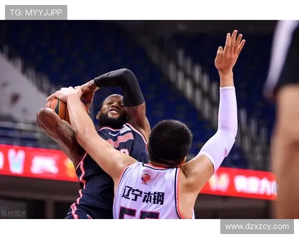 广州篮球队防守表现分析：优劣势及改进建议探讨